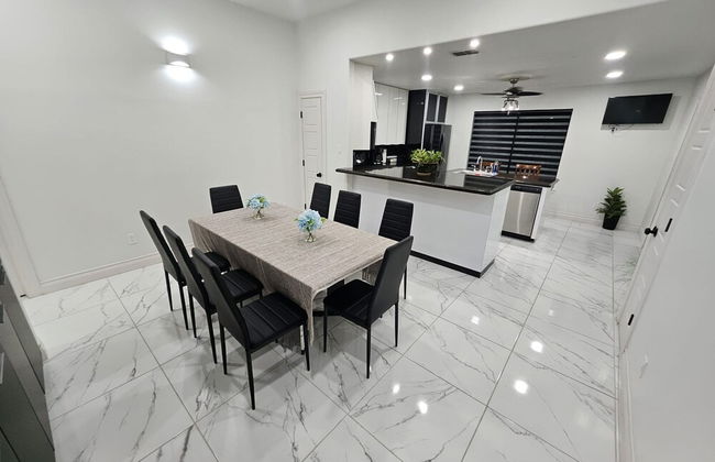 Family Luxury Home With Pool in Mcallen Near by Hospitals and Stores - Foto 17