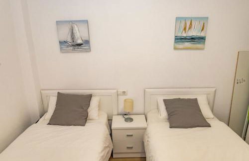 Apartamento Sereno 3 | Piscina, Garaje, Terraza y Playa - Foto 21