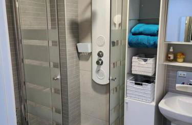 Apartamento de playa familiar, piscina y garaje. - Foto 14