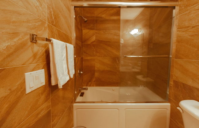 Yachtsman's Cove with 3-Levels - Foto 72