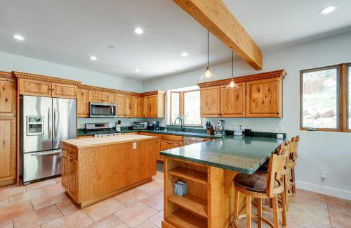 Spacious Flagstaff Home with Hot Tub and Fire Pit! - Photo 7