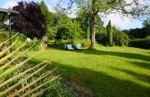 Grüne Wohlfühloase mit einmaliger Aussicht - Foto 2