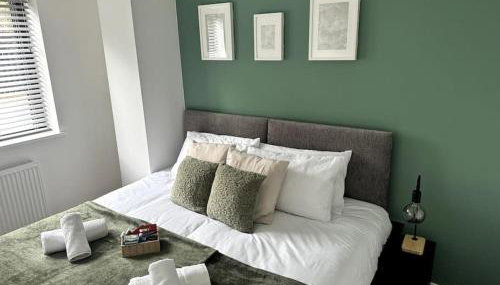 Luxury Oaks Suite, Free private parking, 2 Bed 2 Bathroom Apartment, Central Solihull - Foto 4