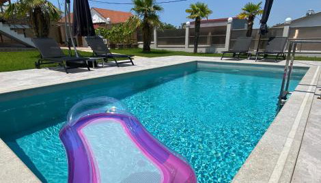 Villa Liana , private Villa with pool and garden - Foto 2