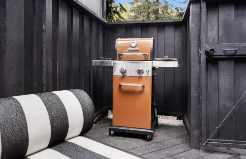 The Black Nest - Hot Tub Romantic Getaway - Foto 6