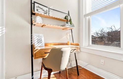 KING Sleep8 4Bed 2BR 2 BA Swepson Hideaway - Foto 9