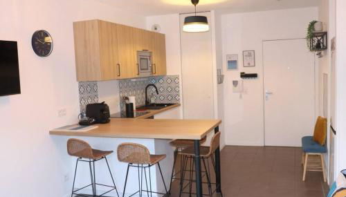 Les cèdres -Tram A 50 mètres, Bordeaux à 5 minutes, parking - Foto 2