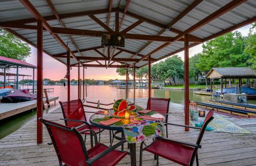 The Shorewood Lakeside Oasis, Pet-Friendly Getaway - Foto 34