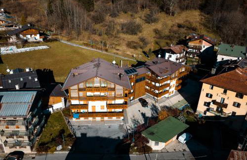 Borgo Nuovo Deluxe Apartment - Netflix, Disney plus, a 2 minuti dalle piste con garage box e parcheggio privato incluso - Foto 9