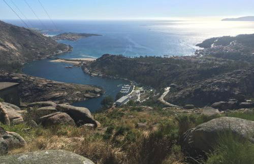 Muros sobre el puerto - Photo 42