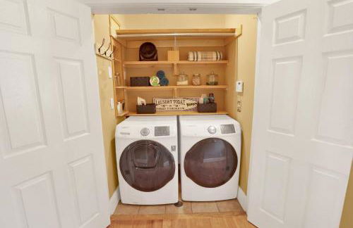 Lake front home, pet friendly, kayaks provided - Foto 29