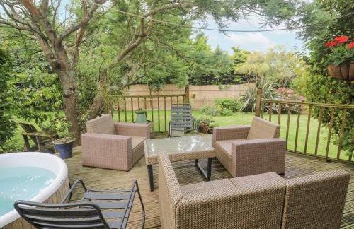 6 The Links - Photo 36