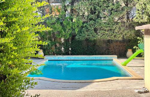 Bourgeois House - 16 personnes, Piscine, 6 chambres, 8 lits, 4 SDB, Centre-ville, CLIM - Foto 22