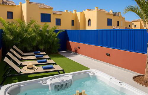 Beach and Golf Holiday Home with private jacuzzi - Foto 1