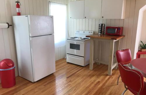 Secluded, Charming and Unique! Spacious Apartment EXCELLENT Central Location - Foto 3