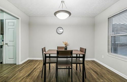 Halsten at Vinings 4603 Spacious 2 bed 15 Bath - Foto 4