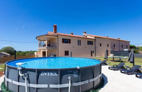 Luxurious new apartment with pool - Foto 2