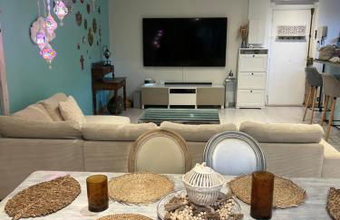 Duplex quatre pièces - une chambre bébé à 5 minutes de la plage - Foto 1