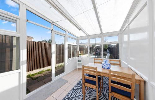 Cosy Modern Two Bed Terrace - Foto 11