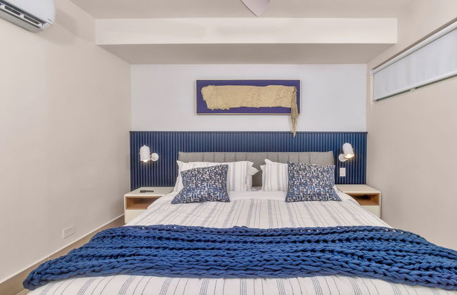 Surfside Beachfront Suites by Playa Caracol Resorts - Foto 53