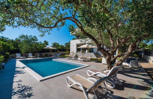 CROWONDER Sun Dance Apartments with Heated Swimming Pool Seaview and Garden - Foto 70
