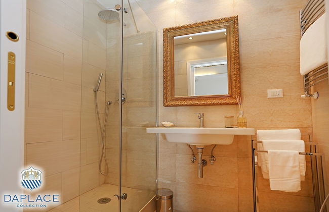 Madonna de’ Monti Suites - Photo 3