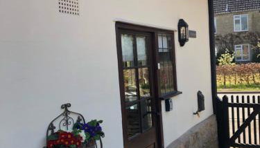 Cotswold Thatched Cottage - Photo 2