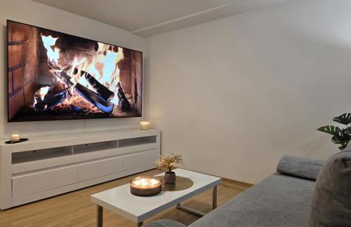Holiday&Stay, City Apartment, Küche, 85Zoll TV, WLAN - Foto 4