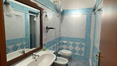 La Pavoncella - Appartamento a 800 mt dalla spiaggia - Foto 3, Shower