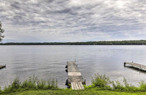 Lakefront Minocqua Cabin with Dock and Fire Pit! - Foto 24