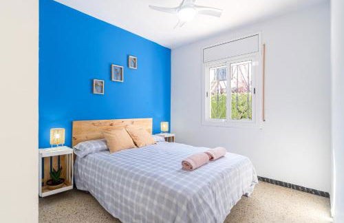 Cambrils Beach - 8 min to Beach - AC - WiFi - Terrace - 8 Guests - Photo 5