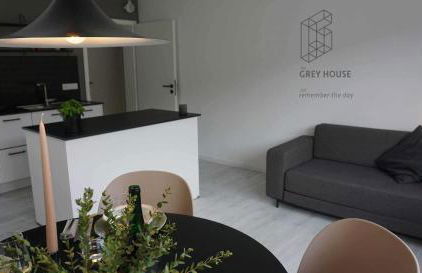 The Grey House - Foto 22