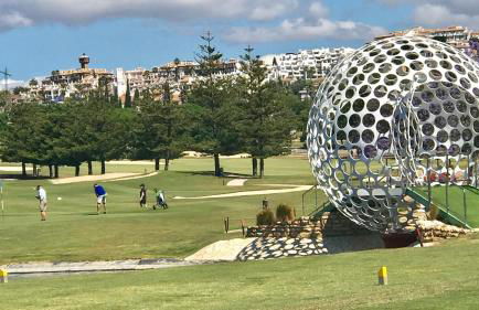 BEACHFRONT APARTMENT In LA CALA DE MIJAS - Photo 12