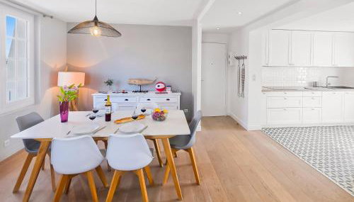 Bel Appartement vue mer - Photo 4, stove, storage