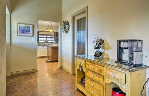 Beulah Home with Wraparound Porch and Mtn Views - Foto 7