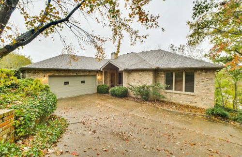 Home in Bella Vista with Deck and Lake Windsor Views! - Foto 41