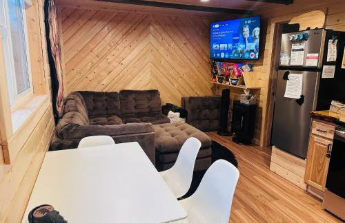 Big Lake Alaska Cozy Cub Cabin with Private Hot Tub & Sauna - Foto 12