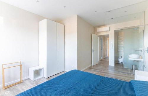 Beachfront Penthouse with private parking - Foto 34