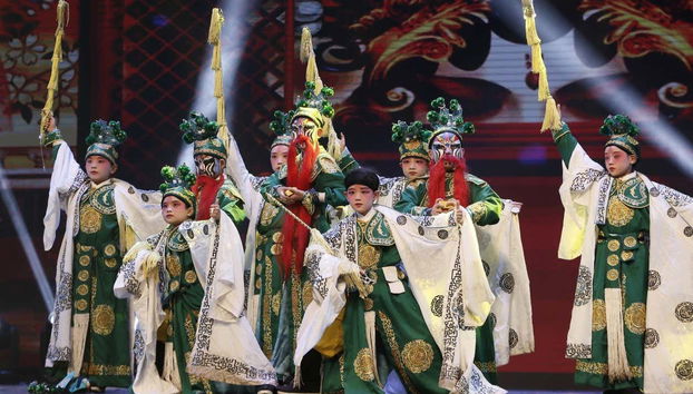 Disfrutando del espectáculo de ópera de Pekín