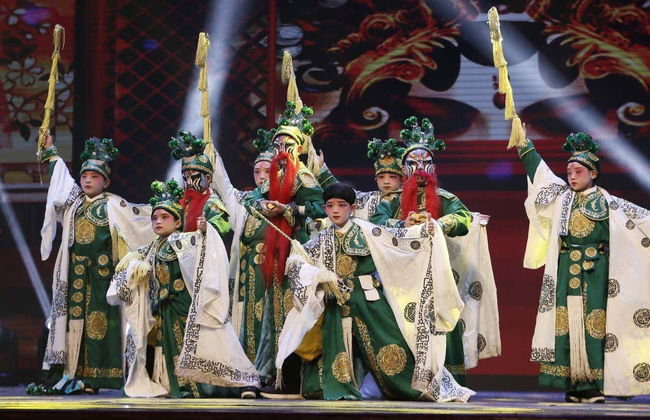 Beijing Traditional Dinner + Opera Show - Photo 5