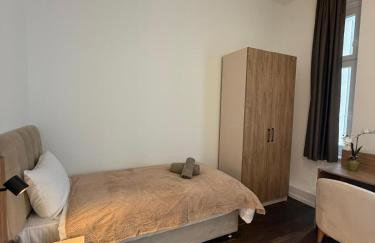 Jomi Stays - Kudamm - Foto 15