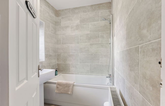 Home and Howay - North East Escapes - Photo 19