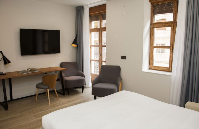 Prisma Suites - Photo 23