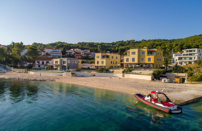 Acadia Beach Villas & Apartments, Slatine - Photo 1