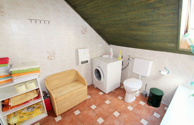 Cozy Apartment in Köttmannsdorf near Lake - Photo 19