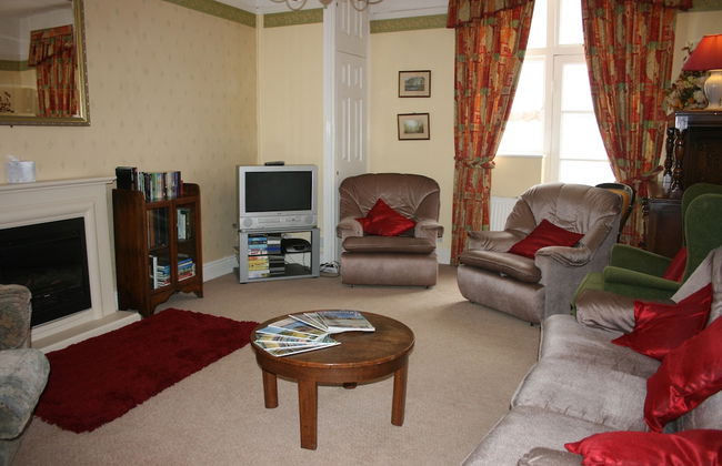 House - Sleeps 6 & Paid off Site Parking Available - Foto 5