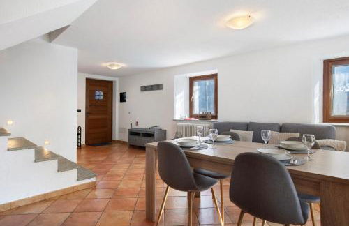 Tra Montagna e Città - Aosta - Foto 10