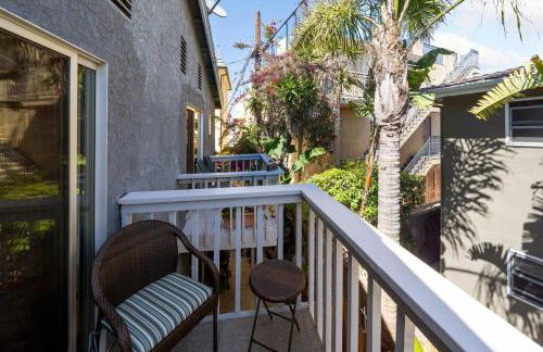 Walk on the Ocean! Wake up to Beautiful Bay Views - Photo 20