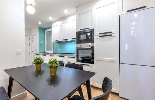 Puerta de America en Madrid - Photo 7