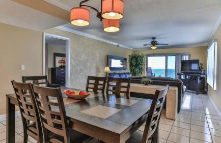Destin Towers 142 - 2 Bedroom Beach Front Condo in the Heart of Destin with Amazing Views! - Foto 22
